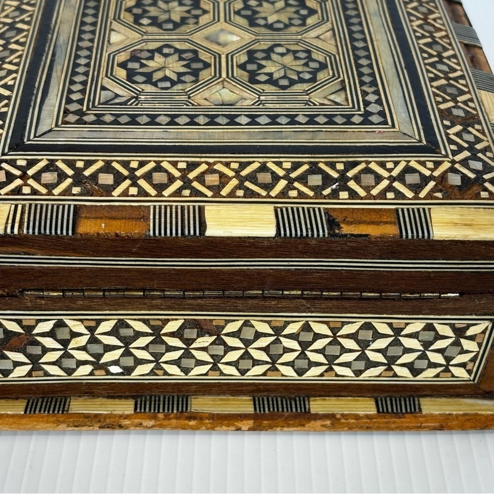 Middle Eastern Moroccan Moorish Inlaid Wooden Trinket Jewelry Box Side Hinge - Picture 13 of 16